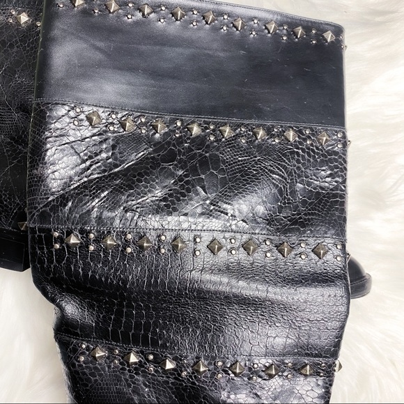 🍁Stuart Weitzman Vintage Snakeskin Studded Boots - Picture 8 of 15